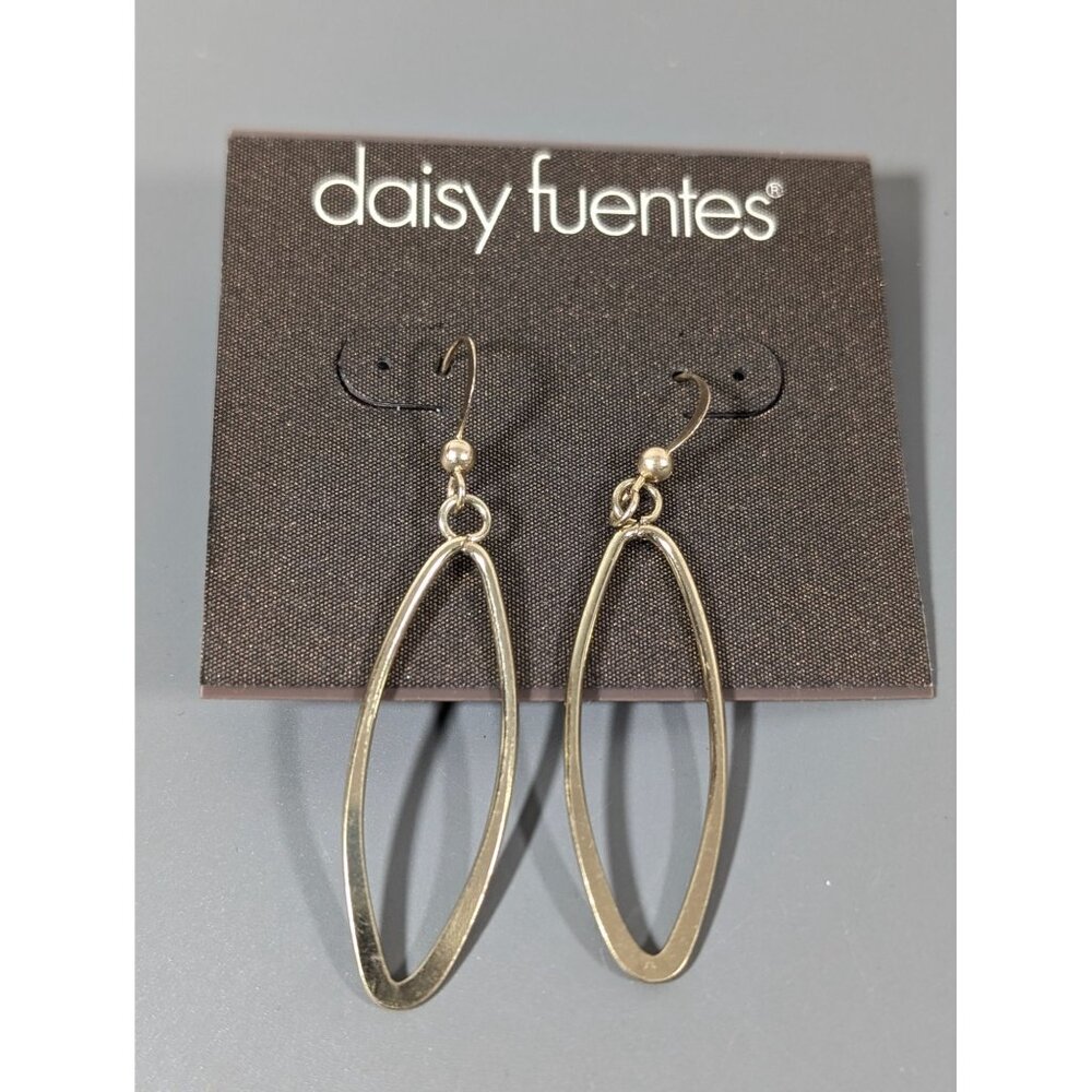 Daisy Fuentes Gold Tone Oval Hoop Dangle Earrings NEW